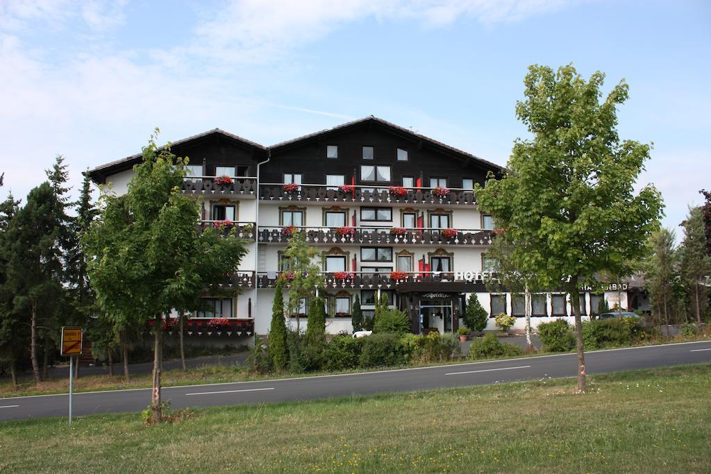 Hotel Rhoenhof Oberleichtersbach Exterior foto