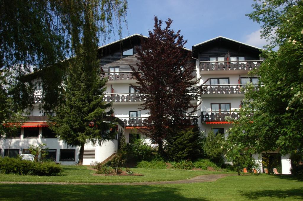 Hotel Rhoenhof Oberleichtersbach Exterior foto